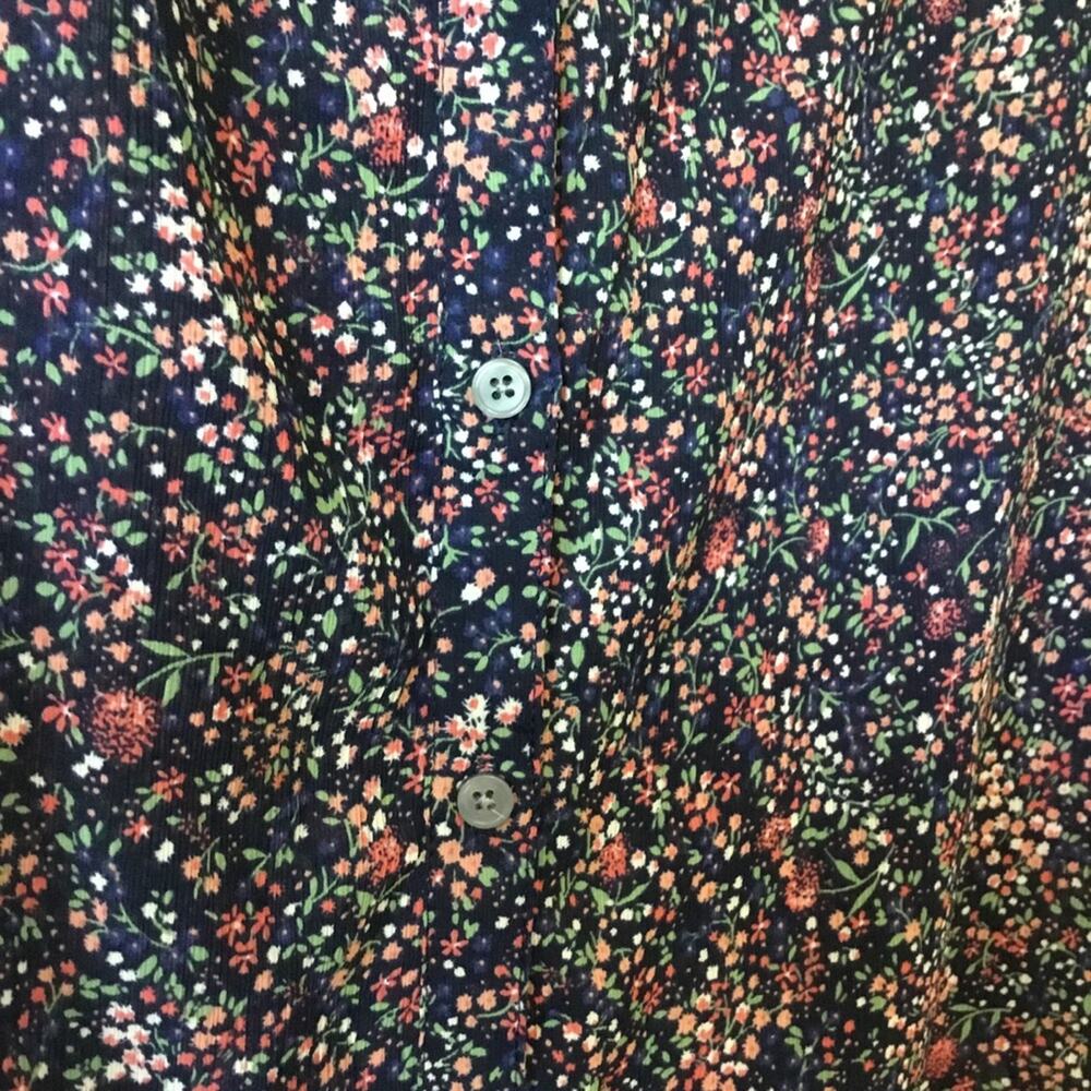 J. Crew Mercantile Floral V-Neck Button-Up Blouse - Picture 4 of 11